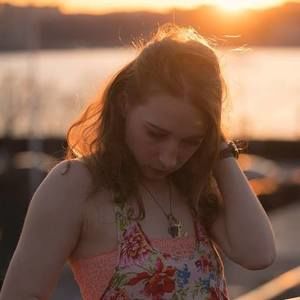 Meet your Posher, Cara